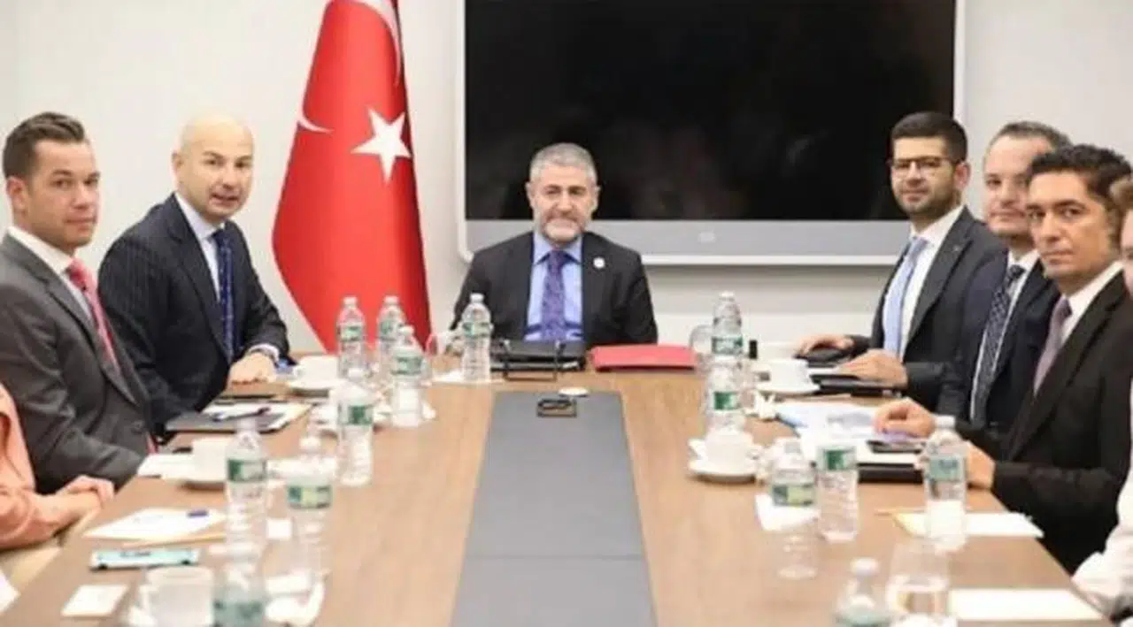 Nebati, yabancı fonlara 'Yeni Ekonomi Modeli'ni anlattı