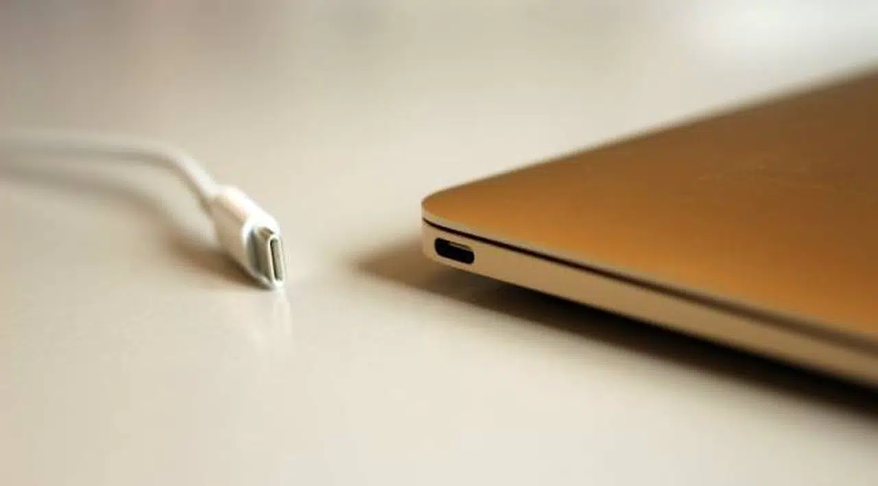 AB karar verdi: Tüm elektronik cihazlarda tek tip şarj kullanılacak