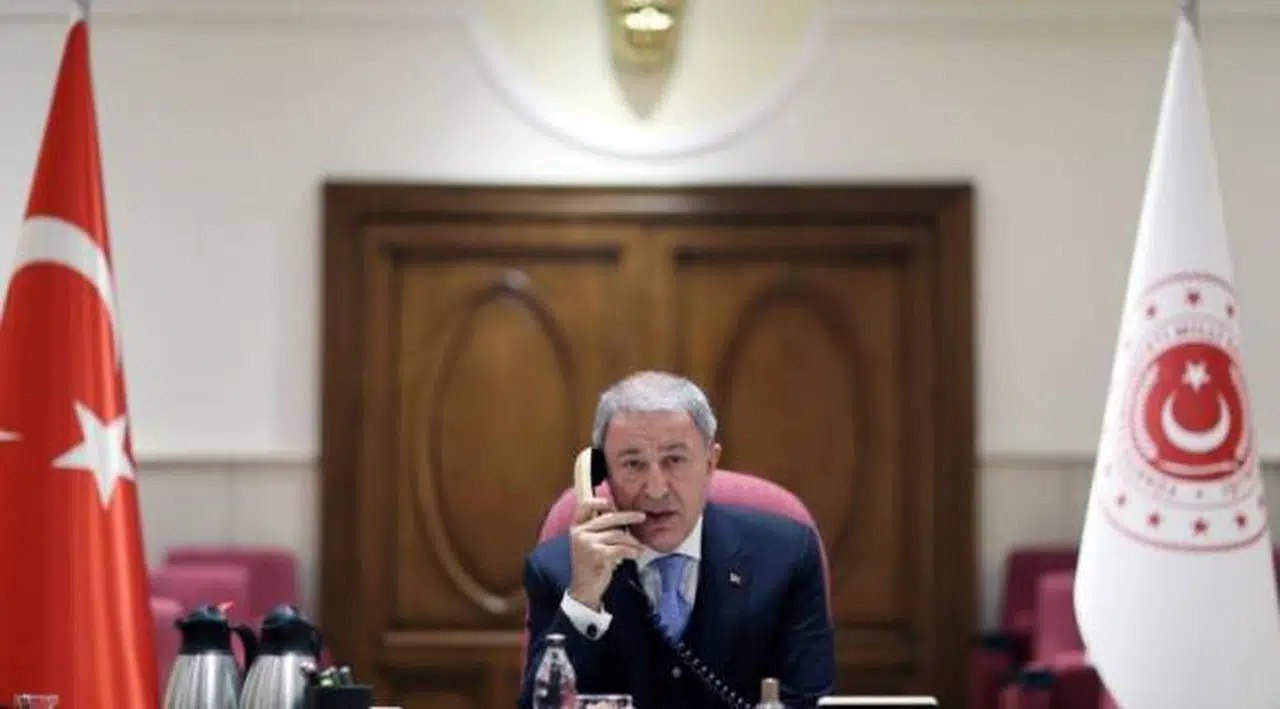 Akar ile Şoygu 'tahıl sevkiyatı'nı görüştü