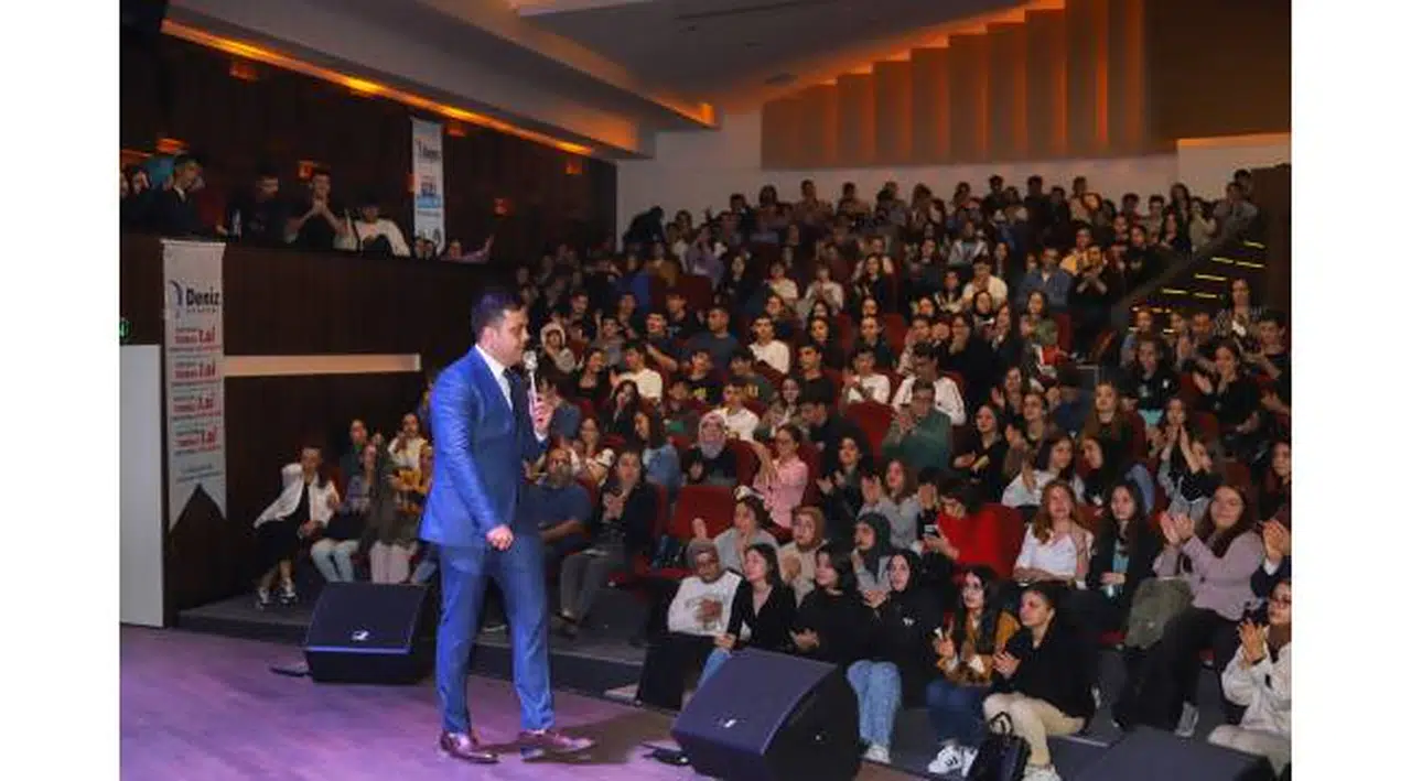Akkol, 36 üniversiteyi Torbalılı öğrencilerle buluşturdu