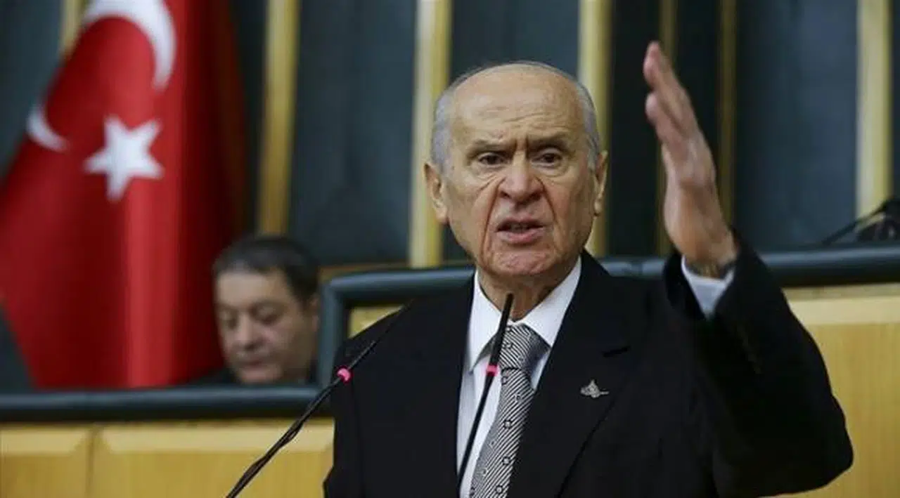 Bahçeli'den Kılıçdaroğlu'na: New York'ta ergenler gibi video çekmek adamlık değildir