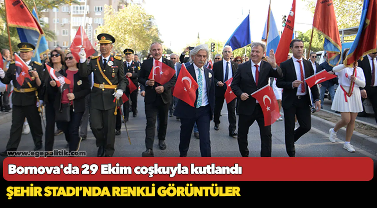 Bornova'da 29 Ekim coşkuyla kutlandı
