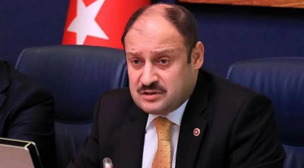İstifa kararı alan vekili 'Seni Erdoğan'la görüştüreceğiz' diye ikna ettiler
