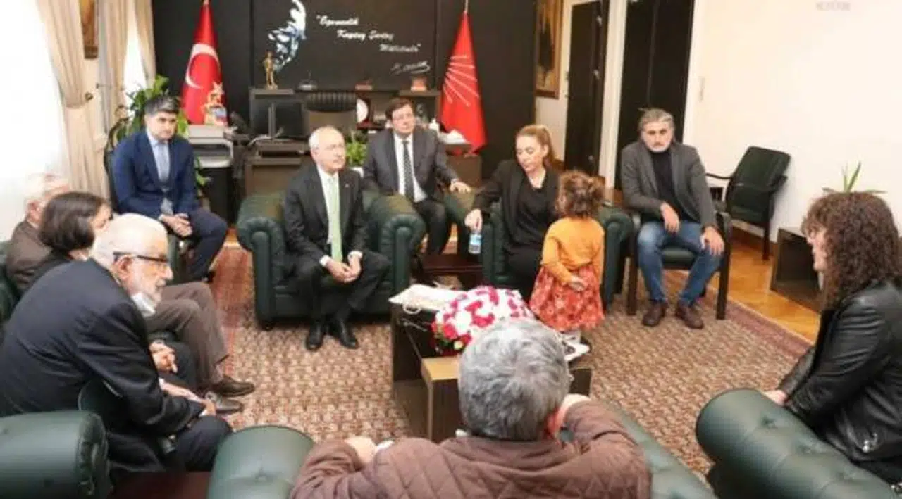 Kılıçdaroğlu Gezi davası tutuklularının ailelerini Meclis'te ağırladı