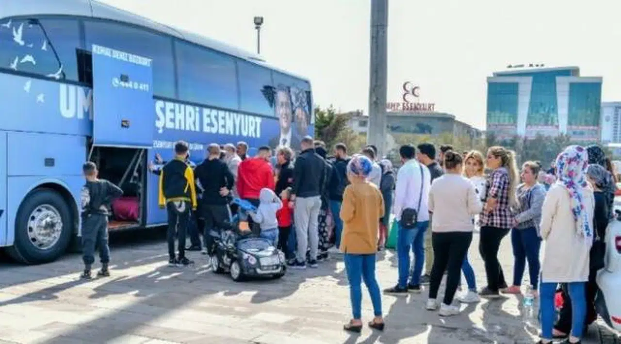 Suriye'ye dönen göçmenler: Türkiye'de hayat çok pahalı o yüzden gidiyoruz