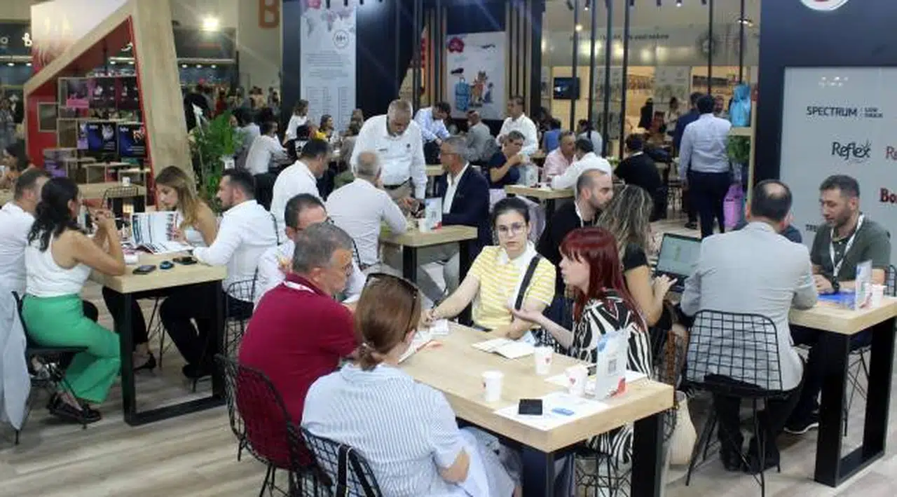 Tedarik Krizinin reçetesi: PET İZMİR 2022