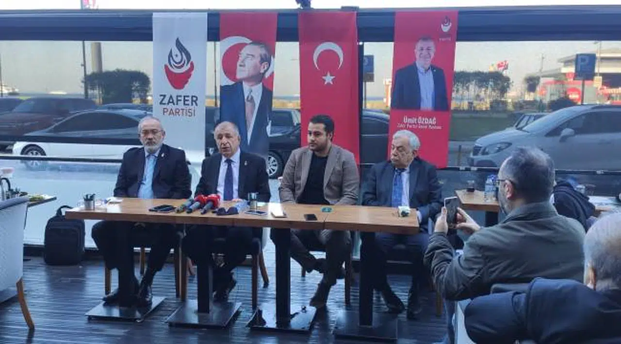Zafer Partisi iktidarı da muhalefeti de formatladı