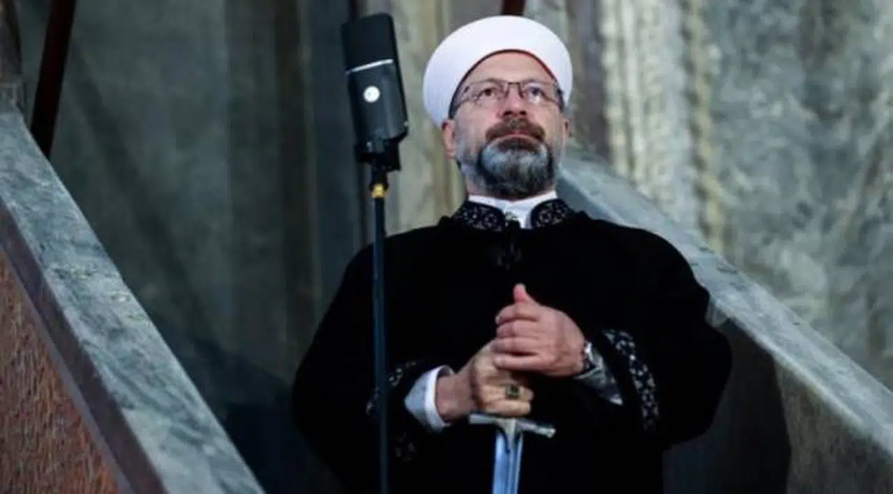 Diyanet İşleri Başkanı: Ezan okunduğunda gençler okuldaysa bu doğru değil, camiye gelsinler