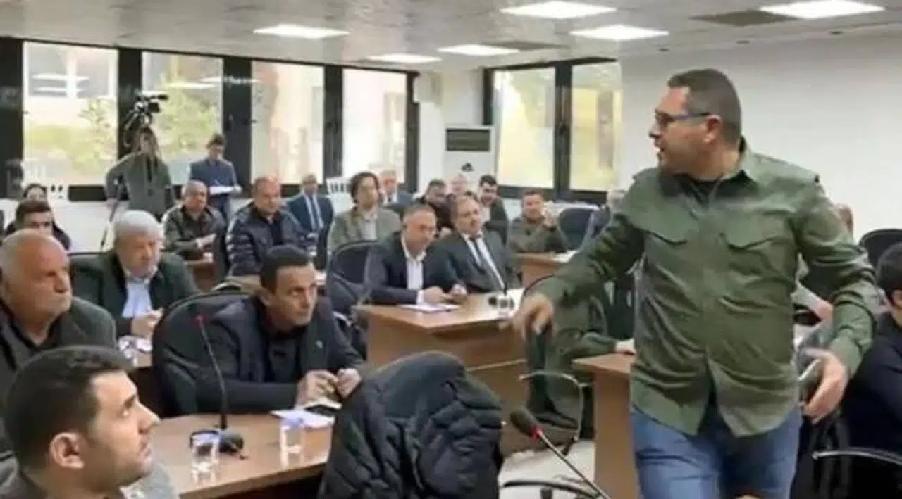 'Evet' oyu veren MHP'lilere, 'hayır' oyu veren MHP'lilerden cinsiyetçi hakaret: 'Etek giymeyi unutmayın'