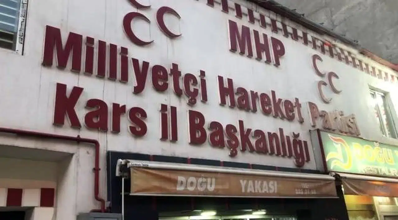 MHP Kars yönetiminde istifa: 20 isim ayrıldı