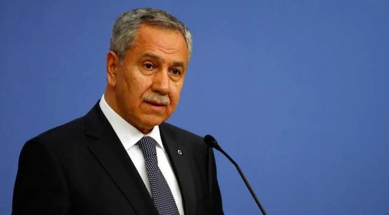 Bülent Arınç: Hüseyin Örs'ün hayati tehlike geçirmesine yol açan gözü dönmüş şahsı şiddetle kınıyorum