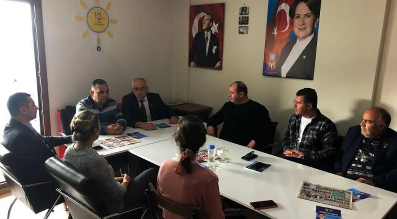 Menderesli Muhtarlardan İyi Parti’ye ziyaret