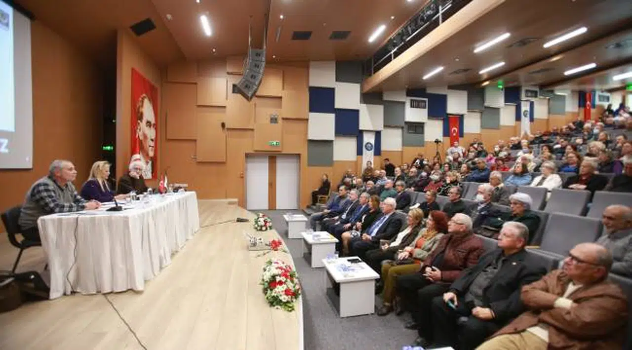 Başkan Selvitopu: Halk Mumcu’yu bağrına bastı