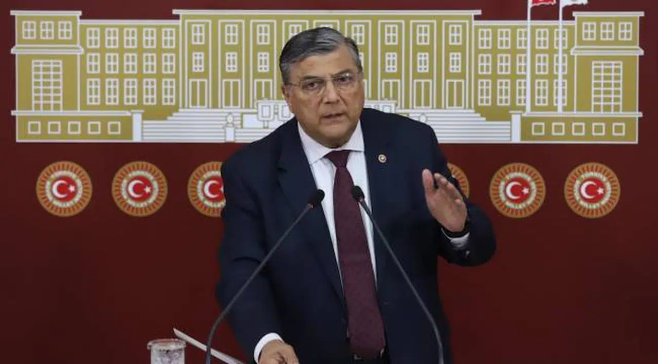 CHP’li Sındır, “AKP, lay lay lom proje arıyorsa hayal ürünü 35 İzmir 35 Projesine baksın”