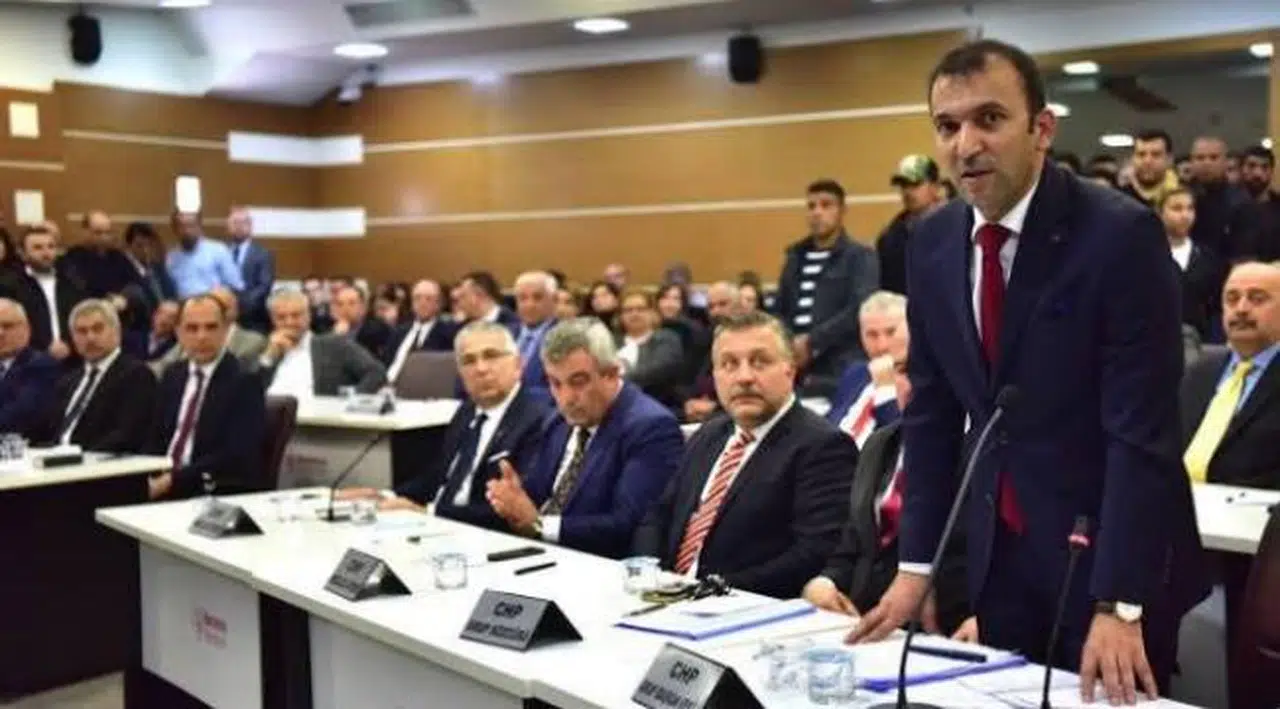 CHP'li Ulaş Polat, Güldoğan'ı ti'ye aldı