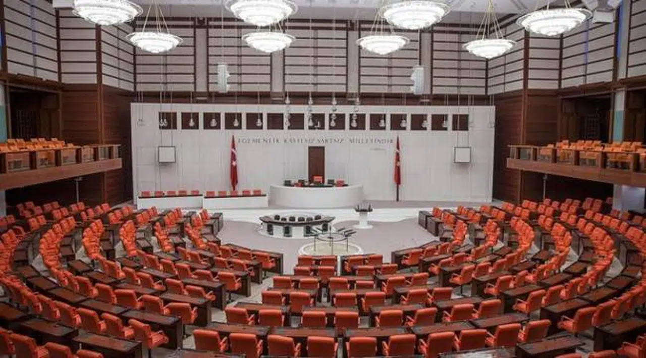 CHP ve İYİP'ten AKP'ye ret yanıtı