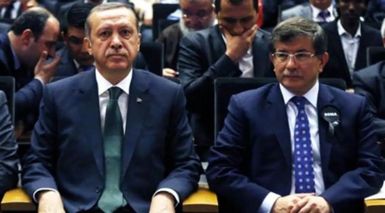 Davutoğlu'ndan Erdoğan'a yanıt: 'Ulaşamayacağınız niteliklere niye düşmansınız?'