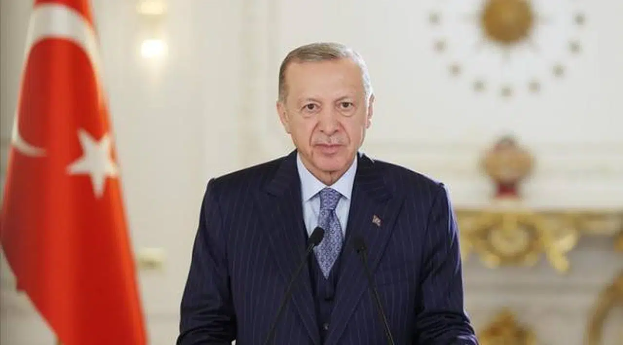 Erdoğan 28 Şubat hükümlüsü iki generalin cezasını kaldırdı