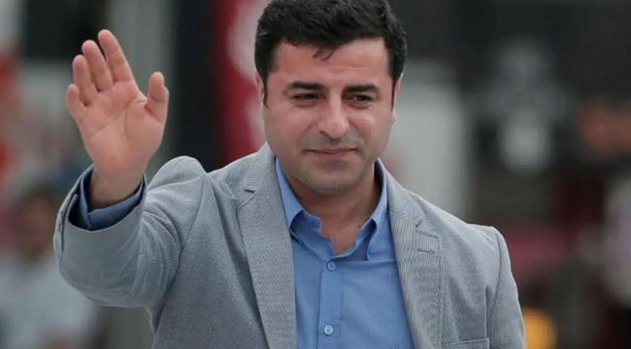 HDP'nin 'aday göstereceğiz' açıklaması sonrası Demirtaş'tan ilk mesaj