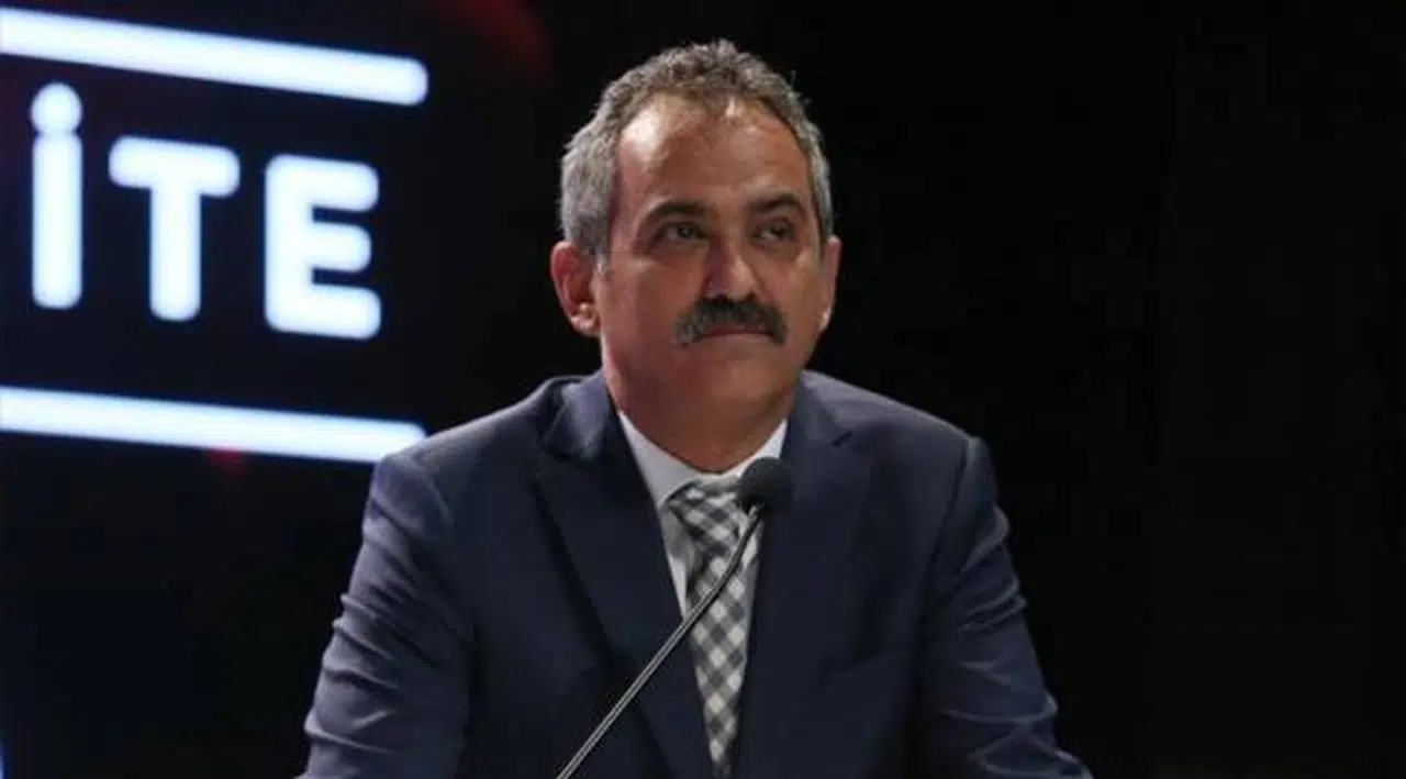 Bakan Özer: 166 bin 238 öğrencimizin nakil işlemini gerçekleştirdik
