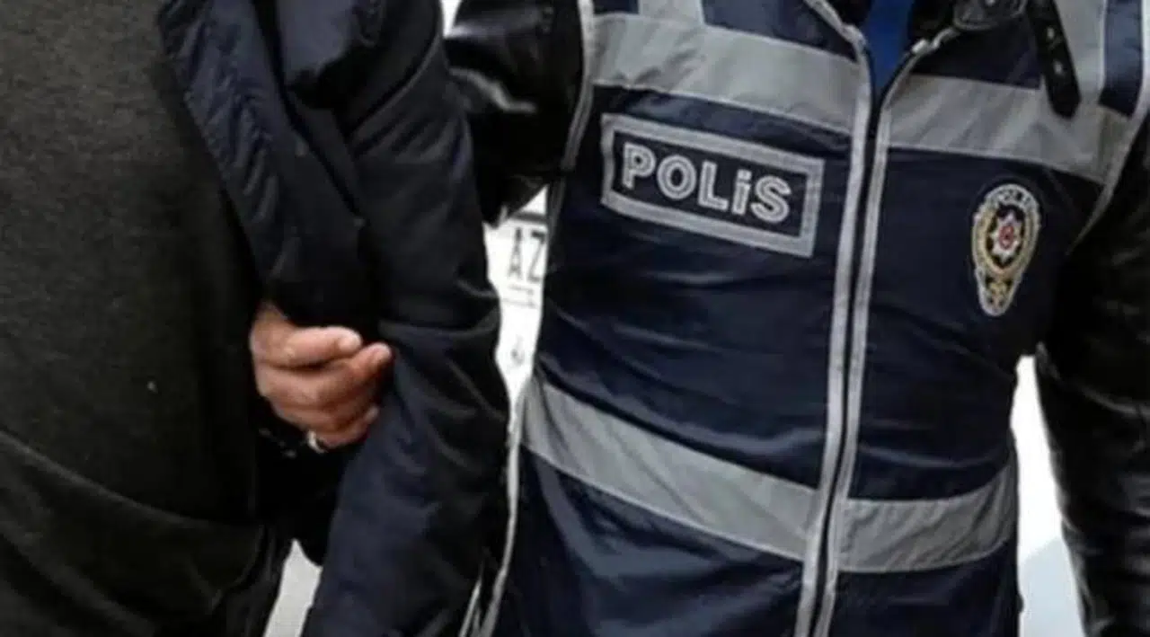 Gaziantep'te yıkılan binalara ilişkin 22 kişi tutuklandı