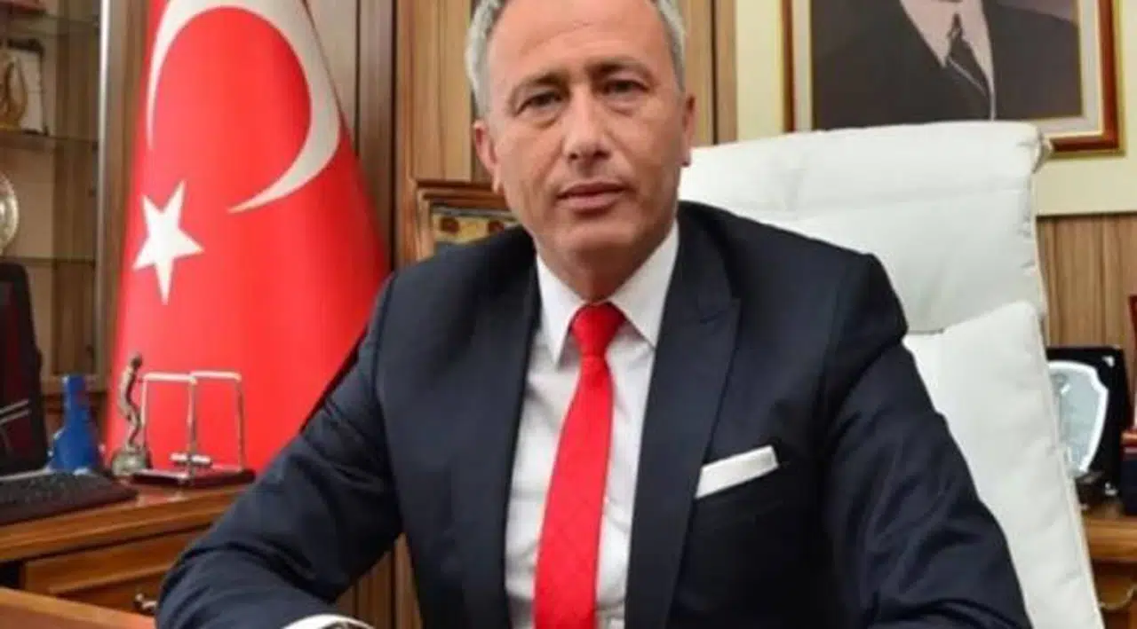 Gökçeada Belediye Başkanı görevden alındı