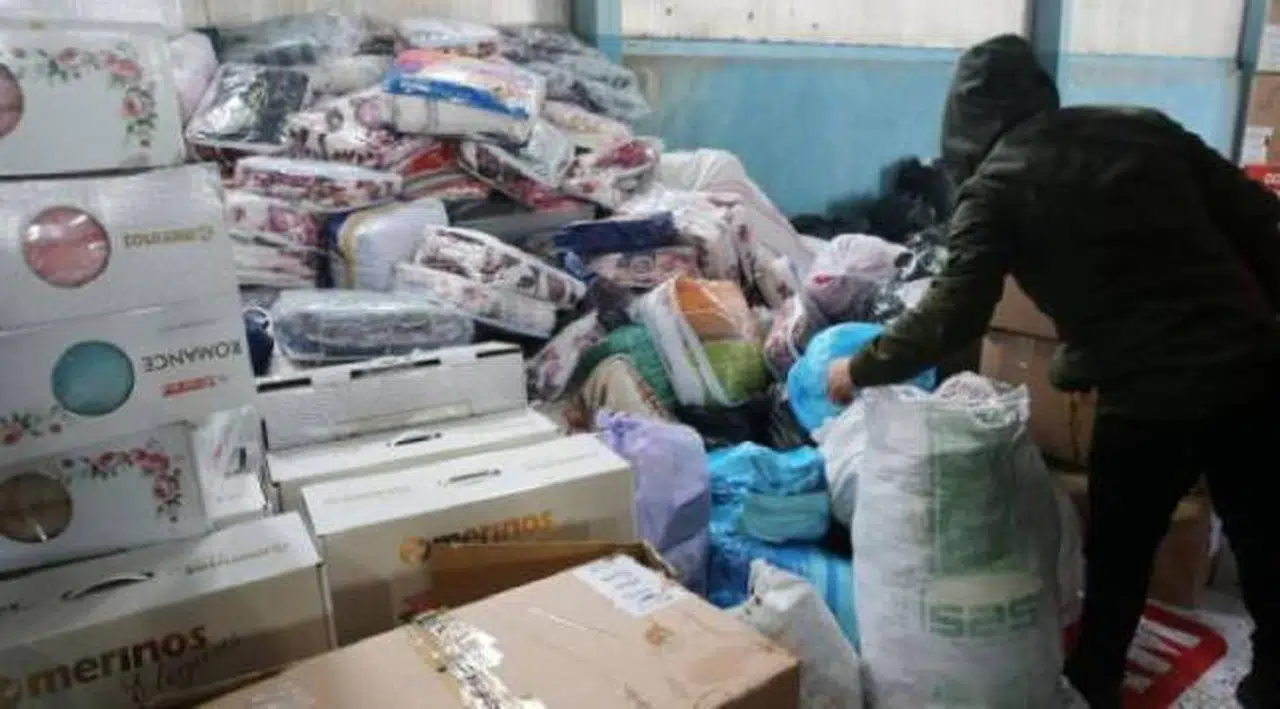 Yardım malzemelerini markete satan TIR şoförü tutuklandı