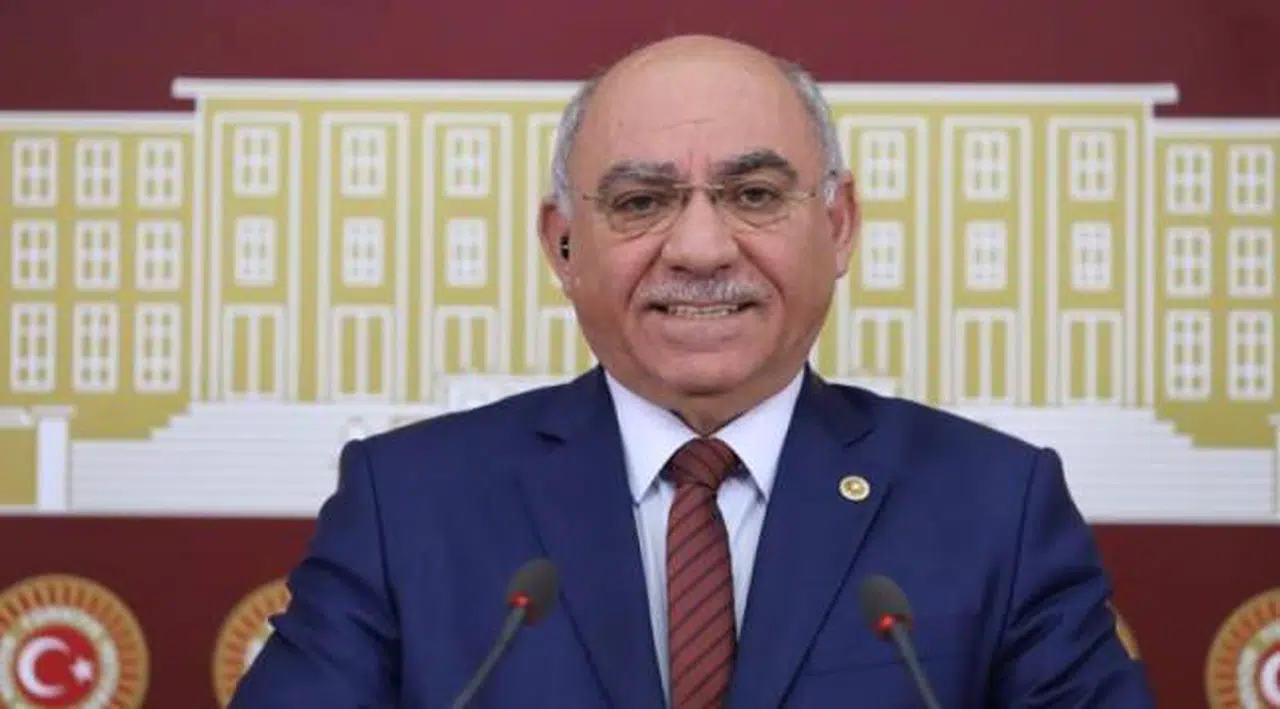 AKP'li Karahocagil: Abdülhamid bu ülkeye hangi kötülüğü yaptı ki tahttan indirildi?