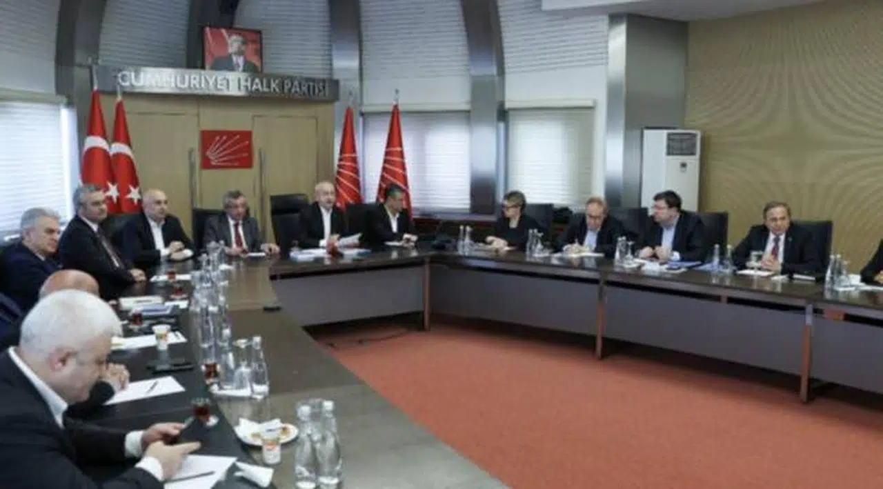 CHP MYK olağanüstü toplanıyor