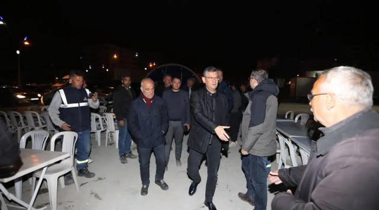 CHP Vekilleri Güzelbahçe Belediyesi Konteyner Kentini Ziyaret Etti