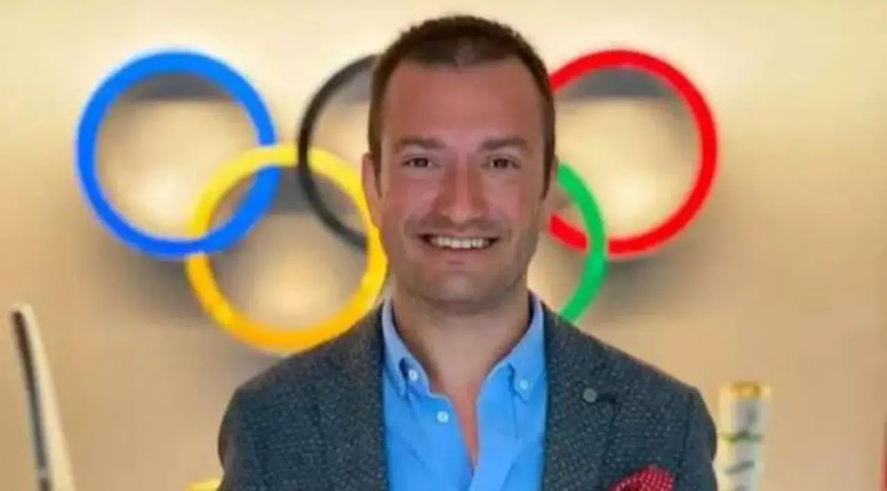 GS TV spikeri 'siyasi' paylaşımları nedeniyle işten çıkarıldı
