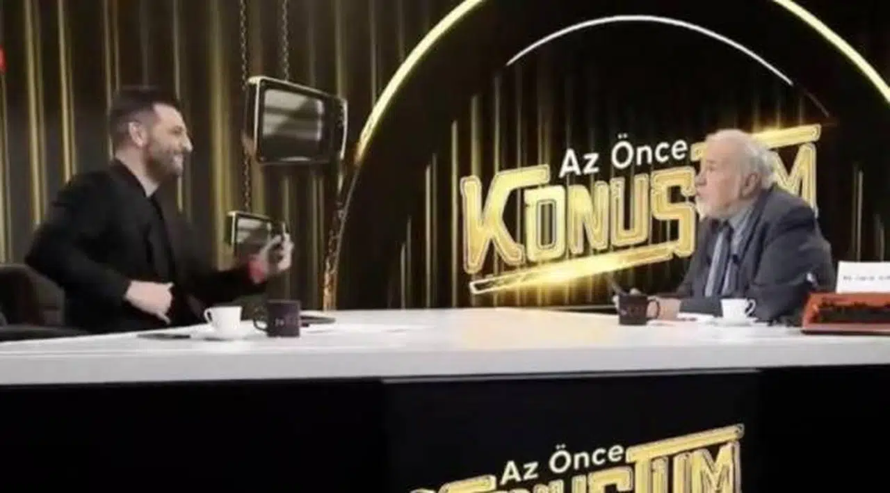 İlber Ortaylı'nın mikrofonu açık kaldı: 'O bizim Celal'den daha iyidir'