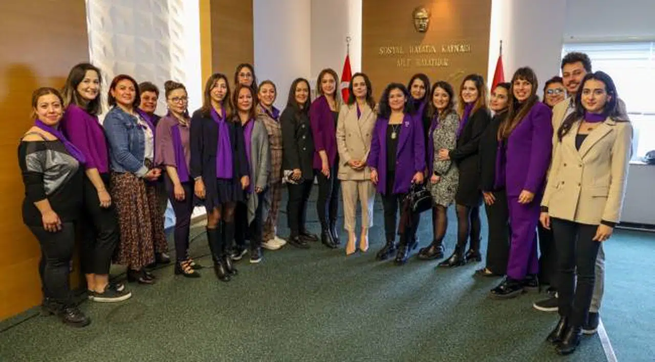 Karşıyaka'da 8 Mart'a özel kadın söyleşisi