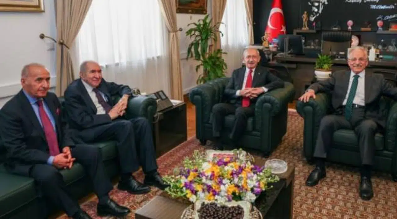 Kılıçdaroğlu eski CHP genel başkanlarıyla görüştü