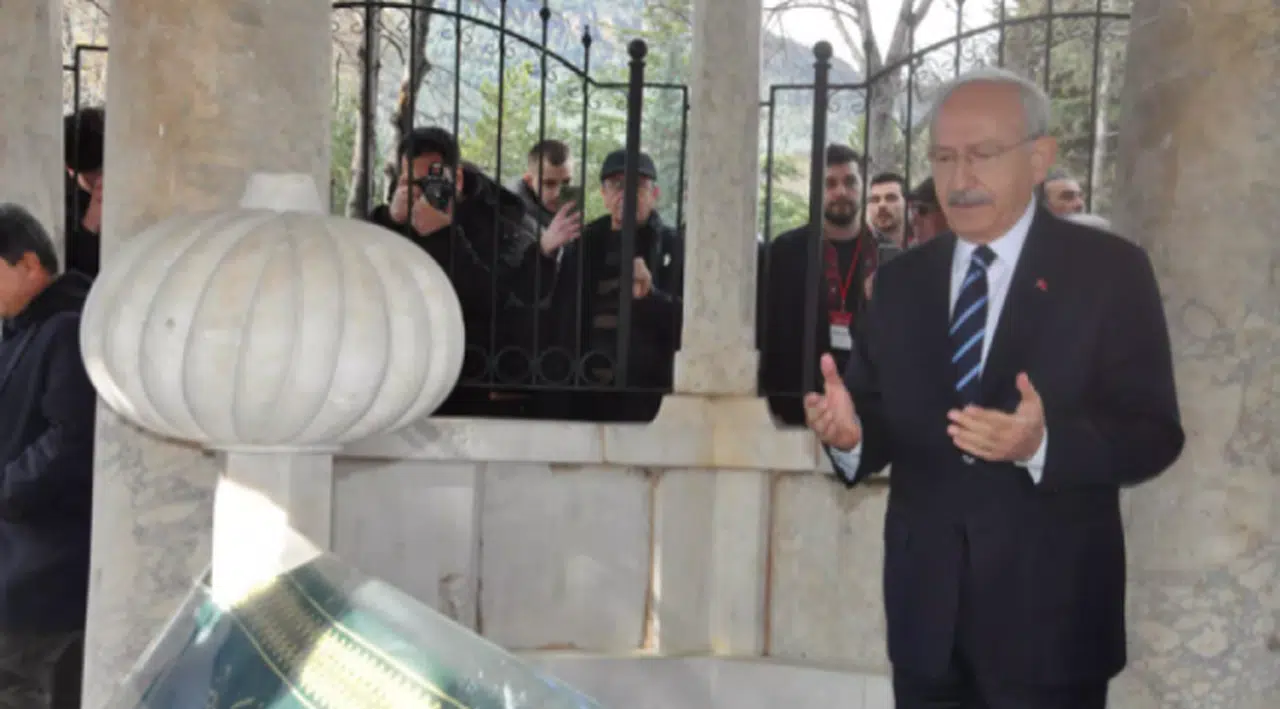 Saadet Partisi yöneticisi: 'Geliyor Mücahid Kılıçdaroğlu'
