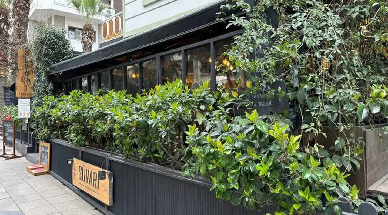 Başarılı iş insanı Hüseyin Başaran, Punt Antik Pub ile yine bir ilke imza atacak!