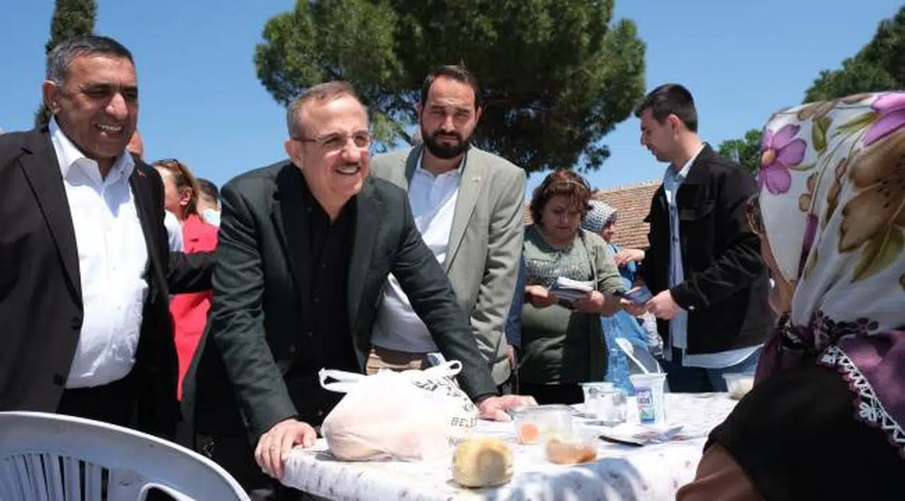 Bergama’da konuşan Sürekli, “Tarım ve ormancılık alanında yaklaşık 19 milyar TL’lik yatırım”