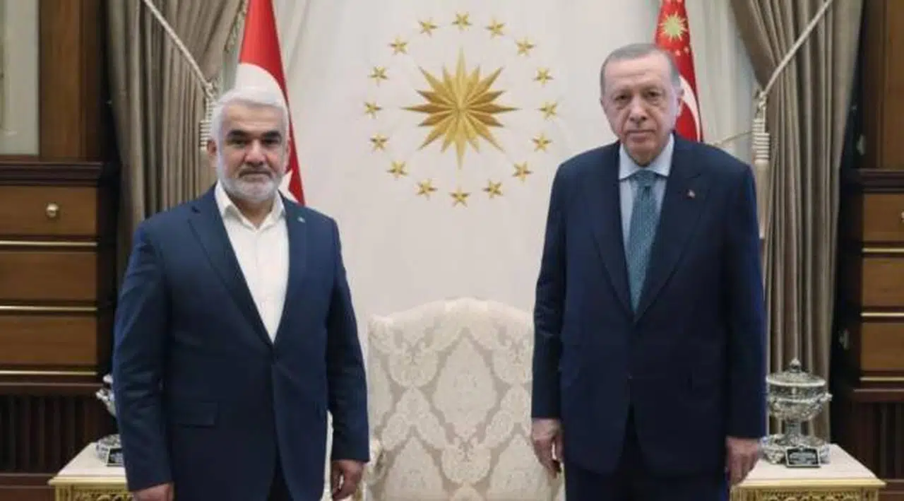 HÜDA PAR Genel Başkanı: Erdoğan'la yeni Anayasa hakkında konuştuk