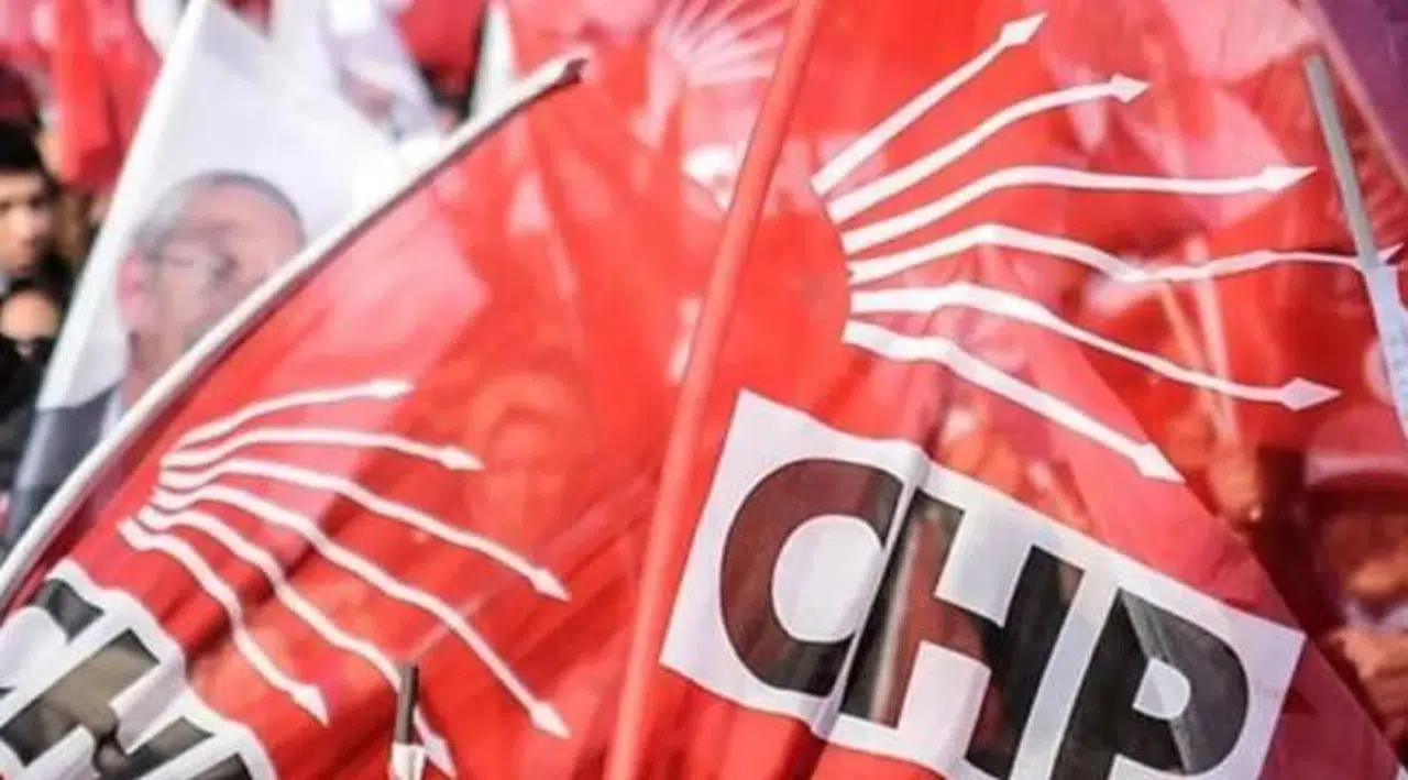 CHP'den seçim toplantısı: 'İnternet kesintisi uygulanırsa bu bir darbe girişimidir'