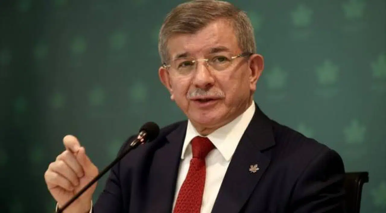 Davutoğlu: Özdağ ile fikirlerimizin uzlaşmıyor olması müzakere yapmayacağız anlamına gelmez