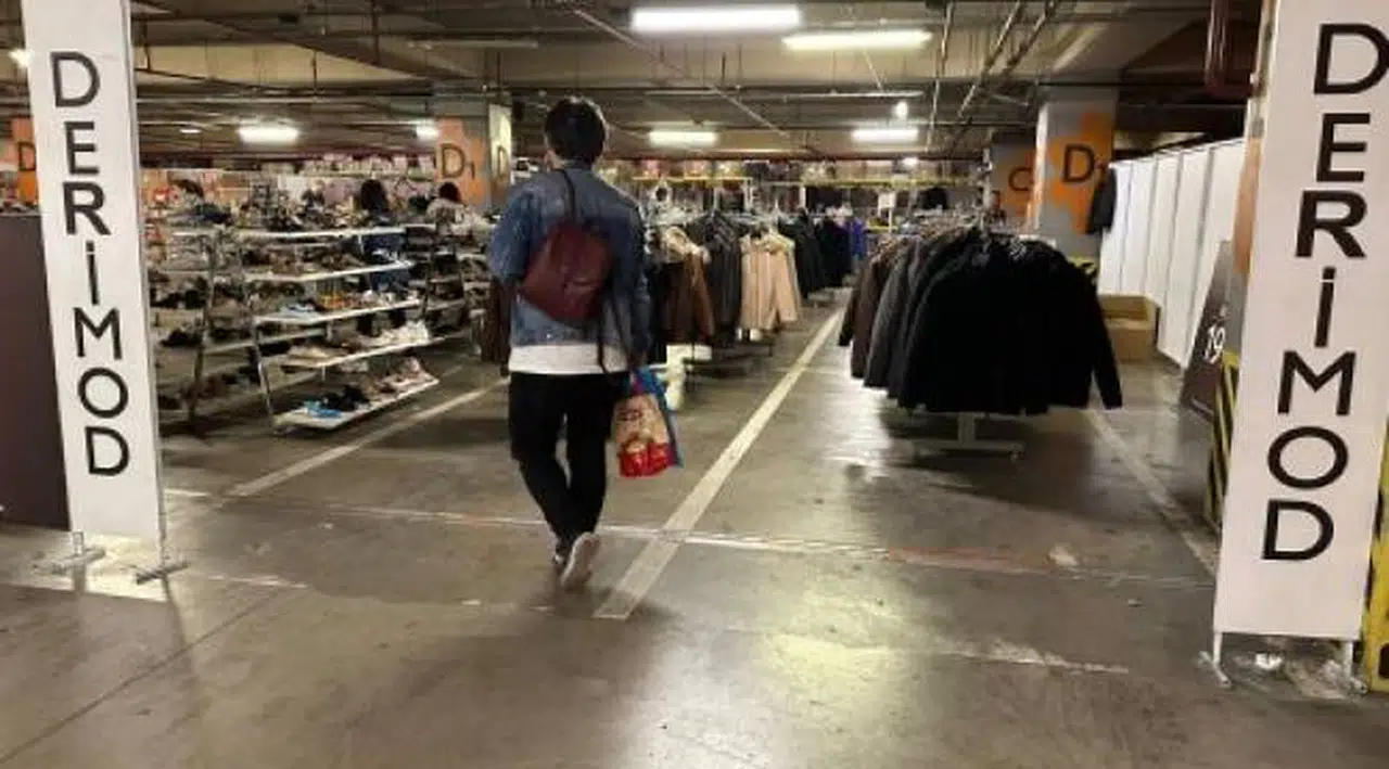 Lüks AVM'den otopark mağazası!