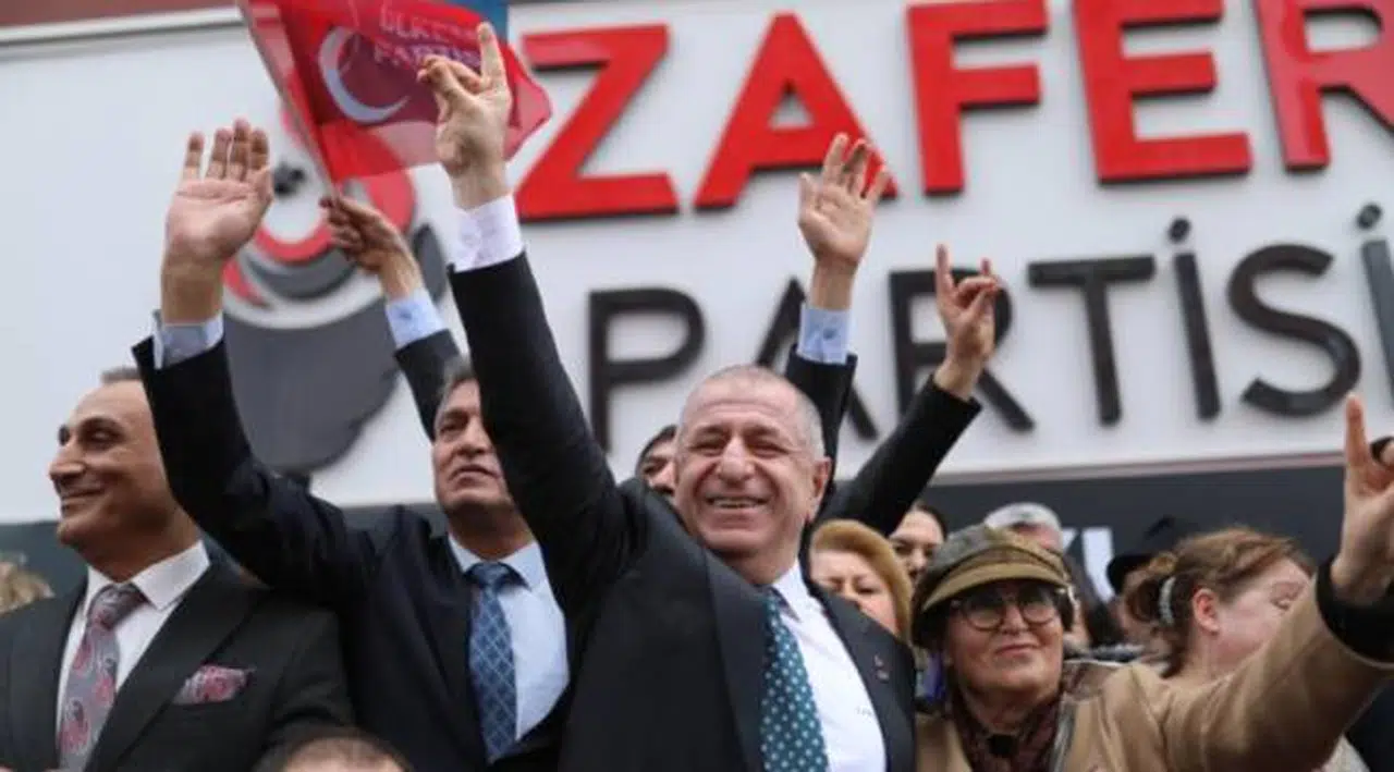 Özdağ'dan yerel seçim hesabı: MHP'ye yeşil ışık sinyali