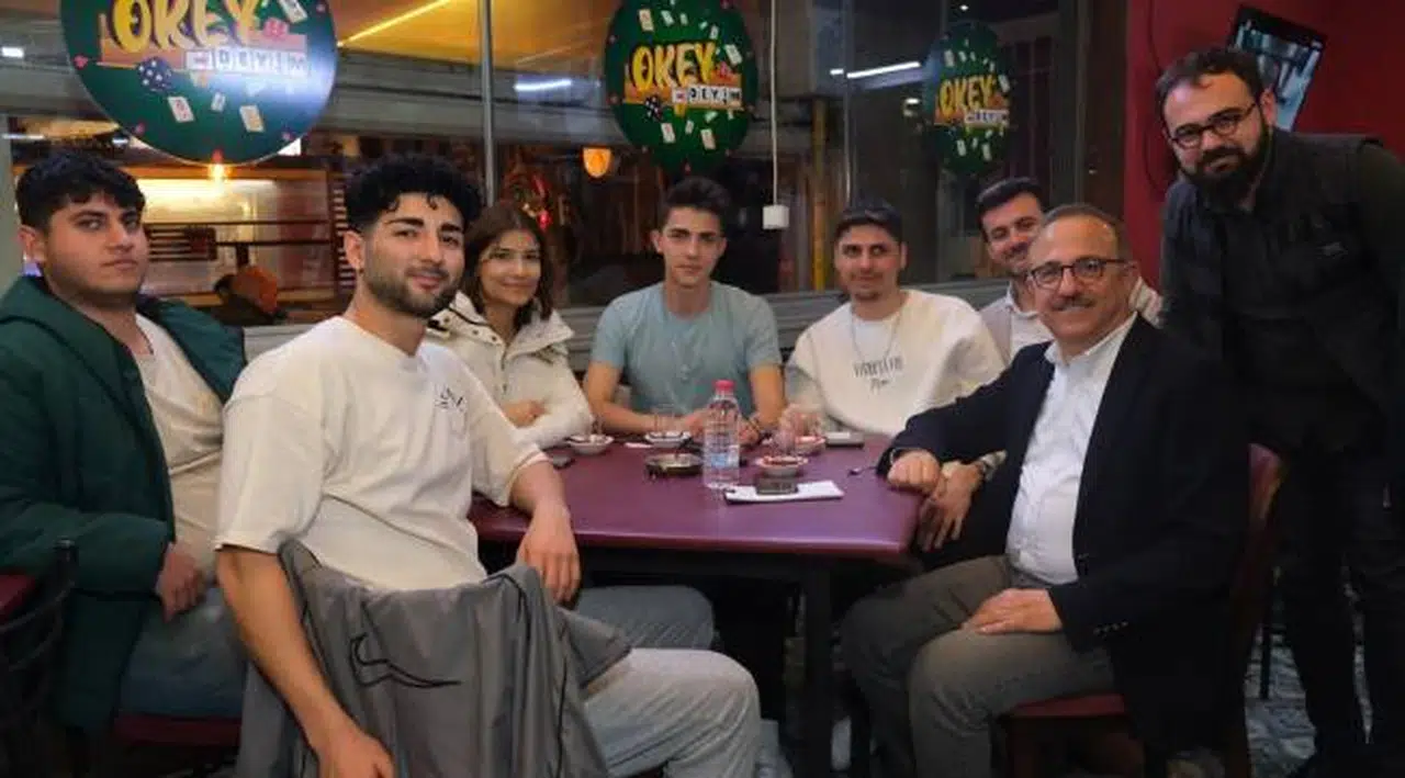 Sürekli gençlere seslendi