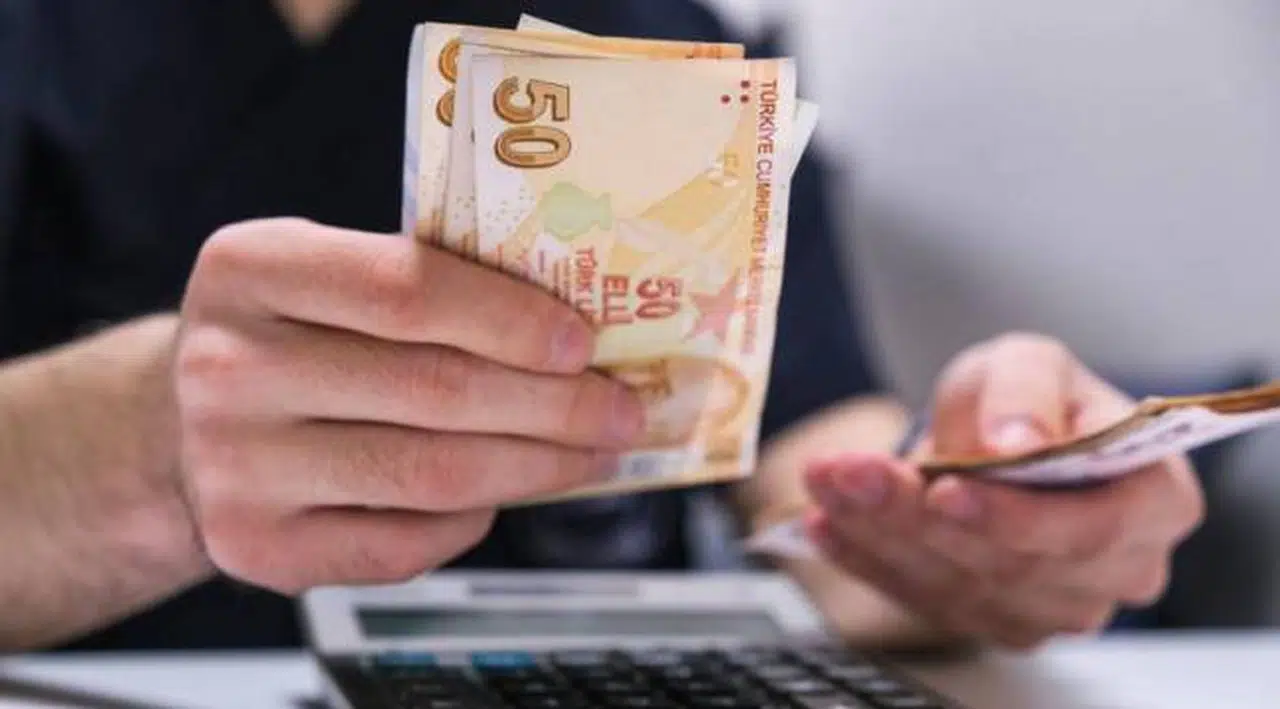 AKP'den asgari ücret ve emekli maaşına zamma ilişkin açıklama