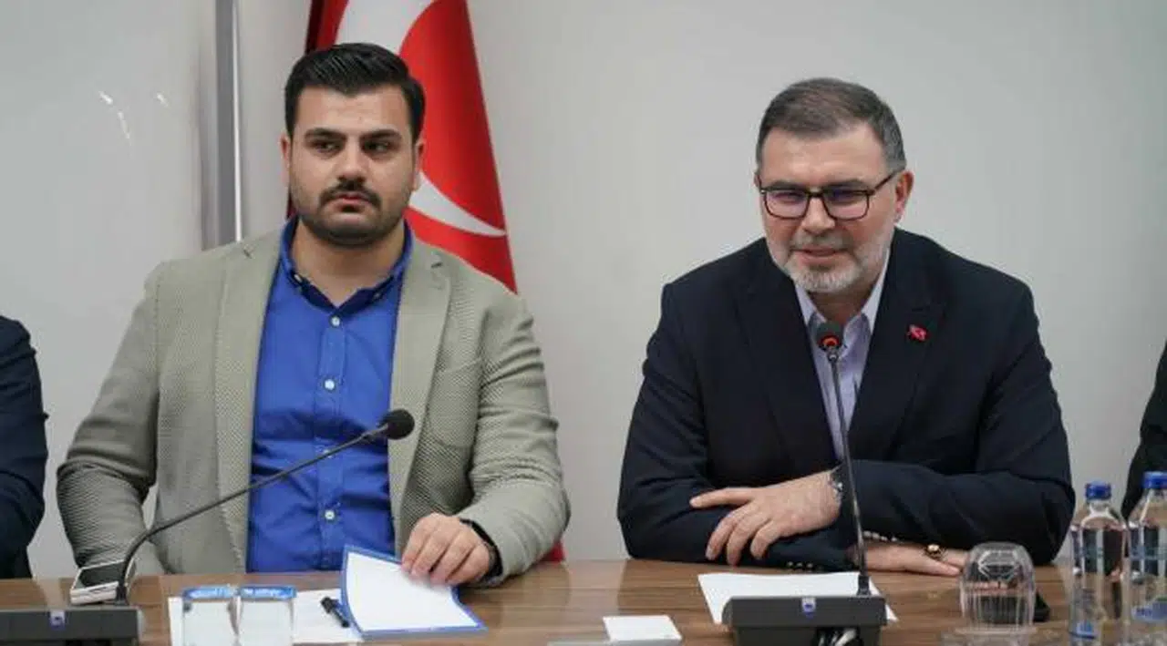 Başkan Saygılı’dan Çeşme Projesi ve Kemeraltı çıkışı