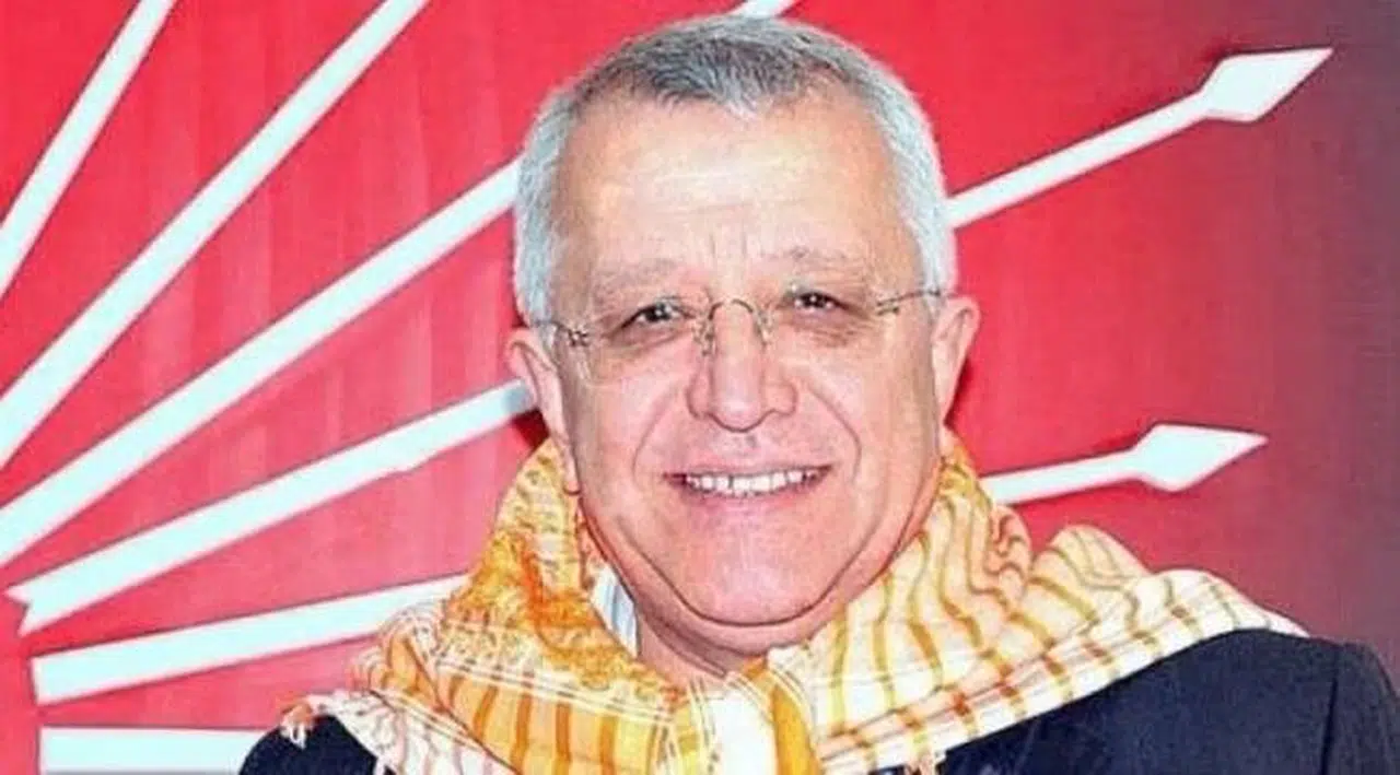 CHP İzmir İl eski Sekreteri Merih Şan:  "CHP yöneticilerinin CHP ideolojisiyle bağının kalmadığını rahat söyleyebiliriz"