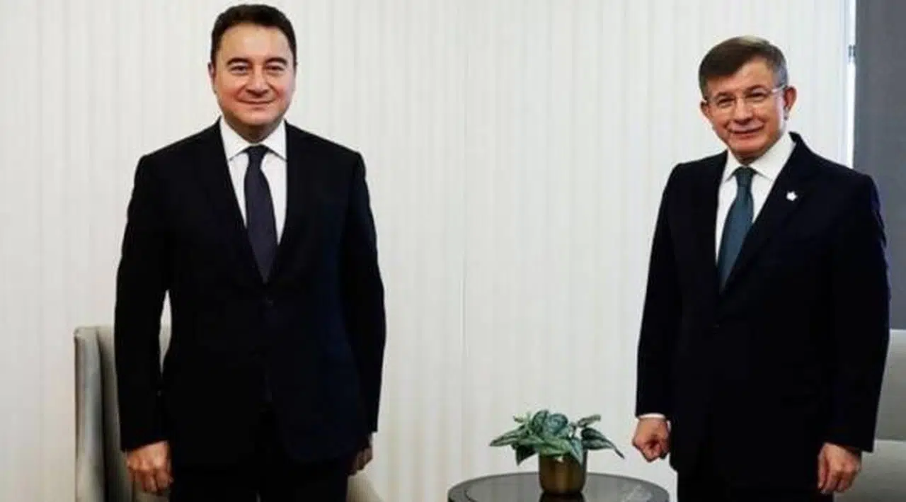 'DEVA ve Gelecek Partisi birleşme görüşmeleri yapıyor' iddiası
