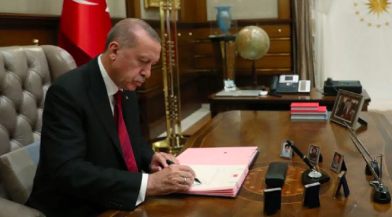 Erdoğan'dan 13 üniversiteye rektör ataması