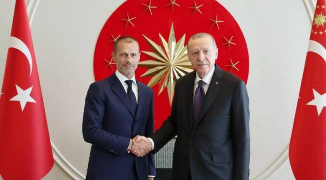 Erdoğan, UEFA Başkanı Aleksander Ceferin'i kabul etti