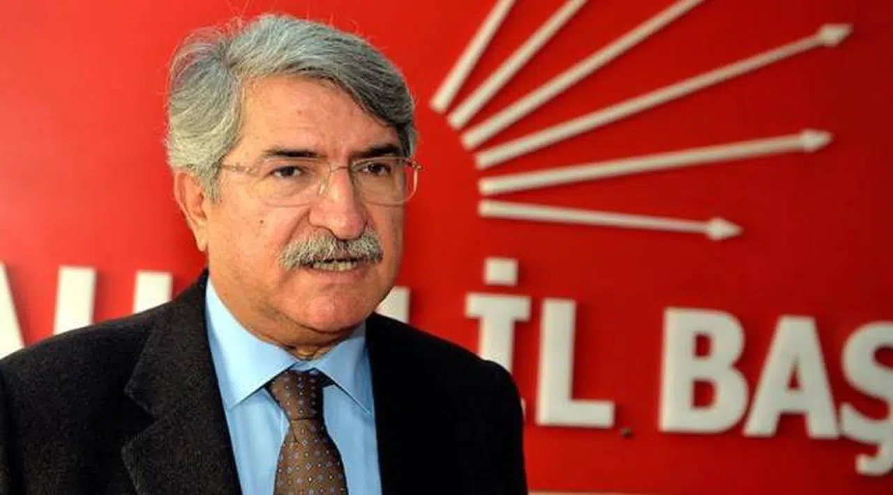 Fikri Sağlar: CHP'nin sağa yaslanma siyaseti çökmüştür